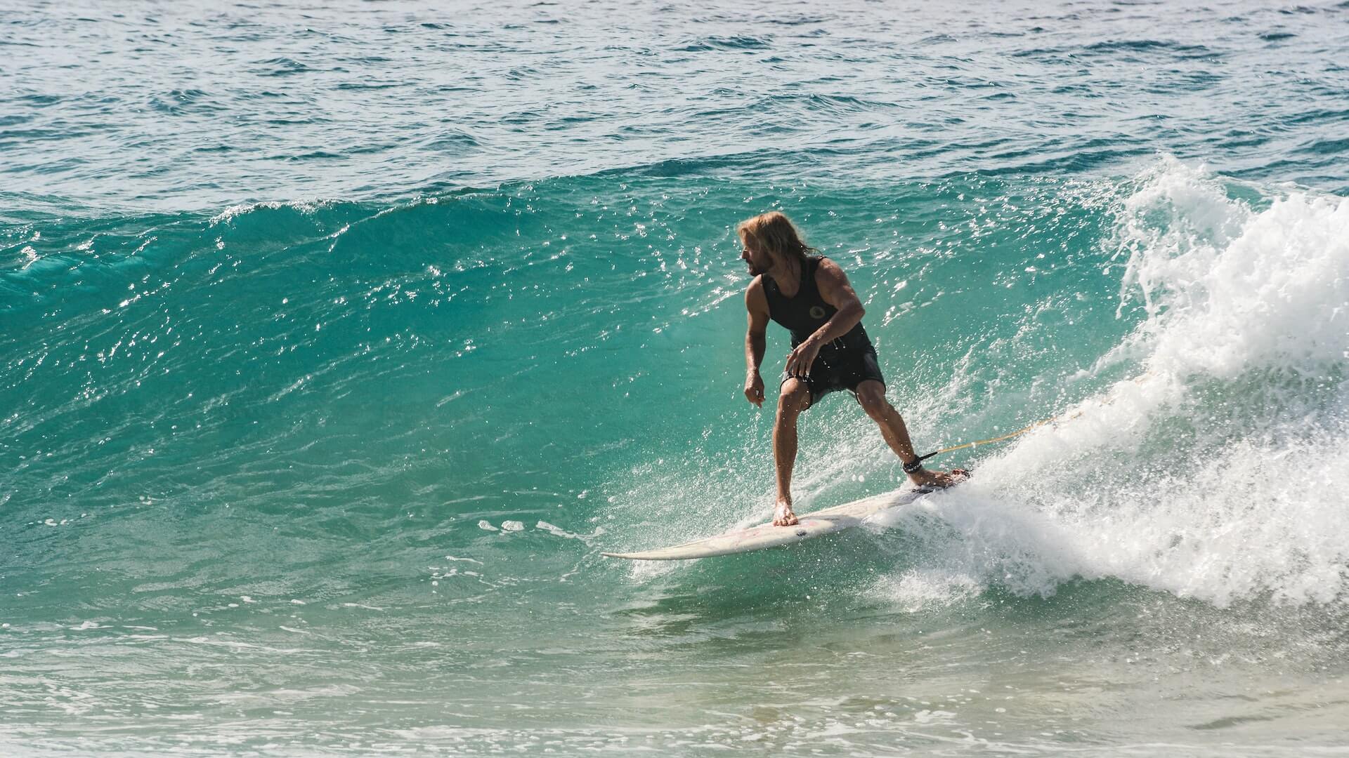 Exploring The Thrills And Benefits Of Surfing
