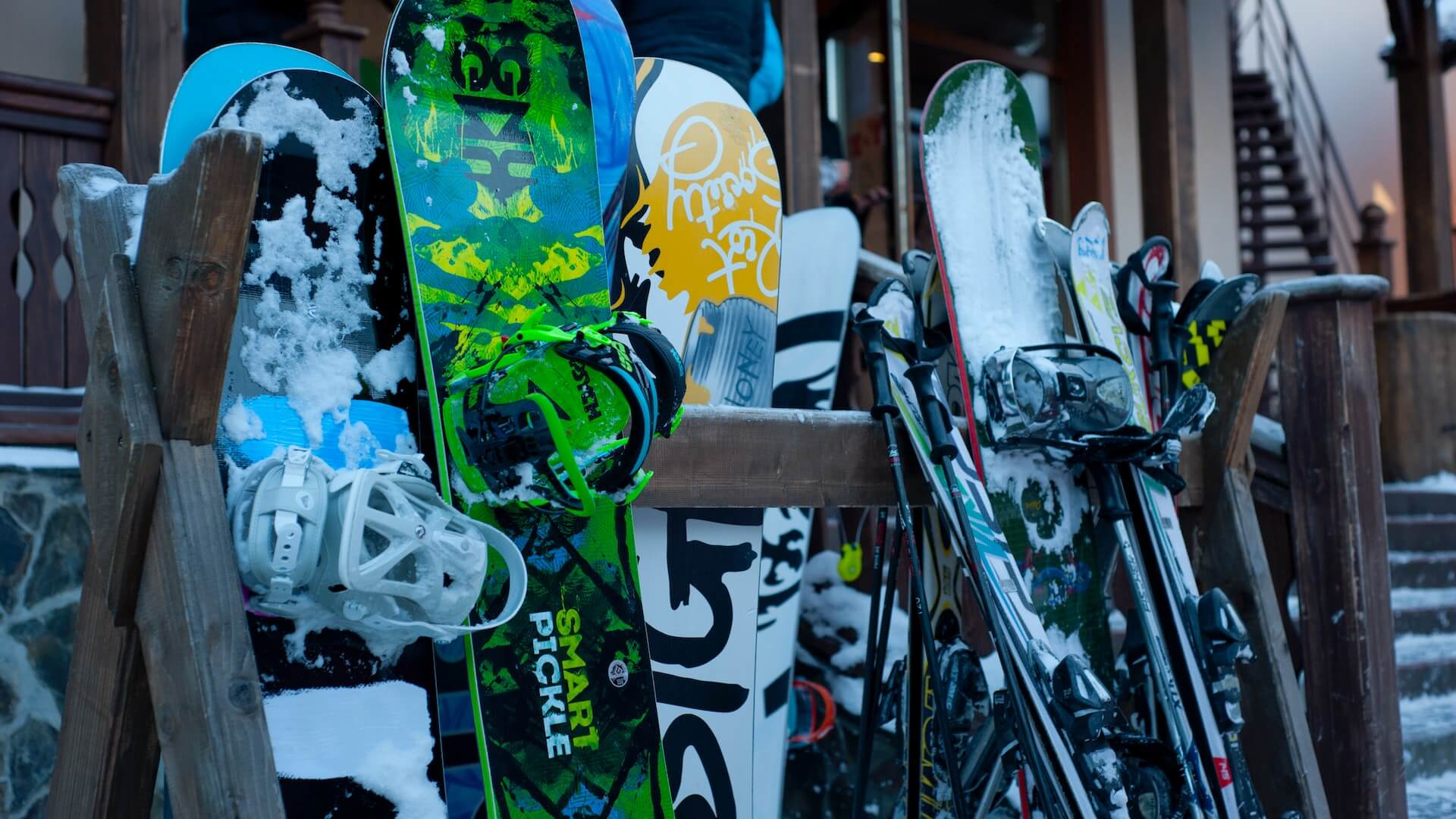 Mastering The Art Of Snowboarding: Tips And Tricks For Beginners